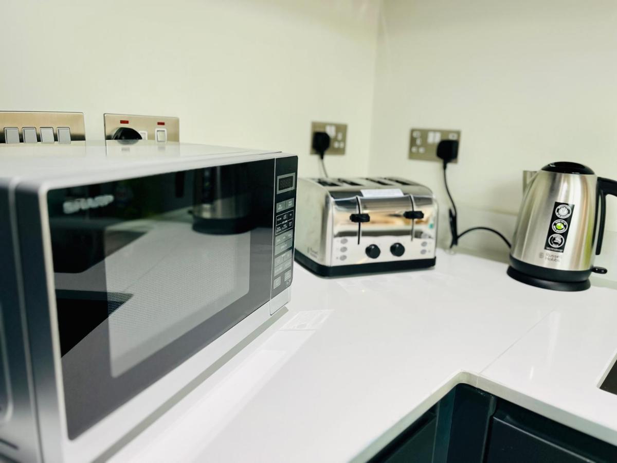 Stylish Studio Apartment Near To Old Trafford Stadium Manchester Eksteriør bilde