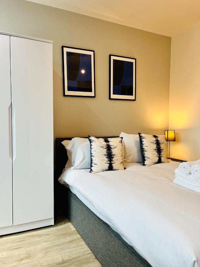 Stylish Studio Apartment Near To Old Trafford Stadium Manchester Eksteriør bilde