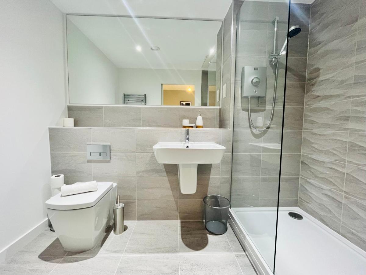 Stylish Studio Apartment Near To Old Trafford Stadium Manchester Eksteriør bilde